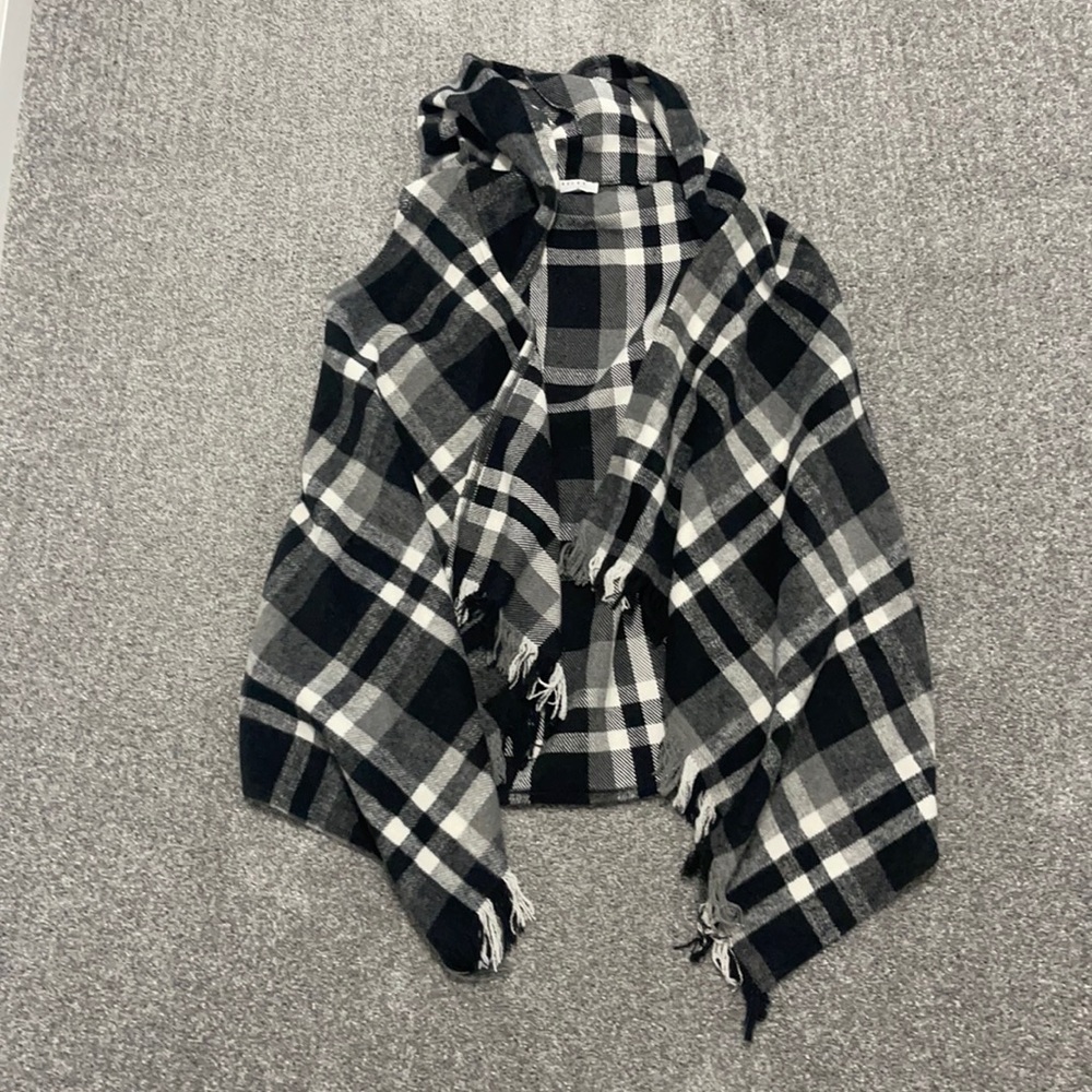 Women’s plaid vest